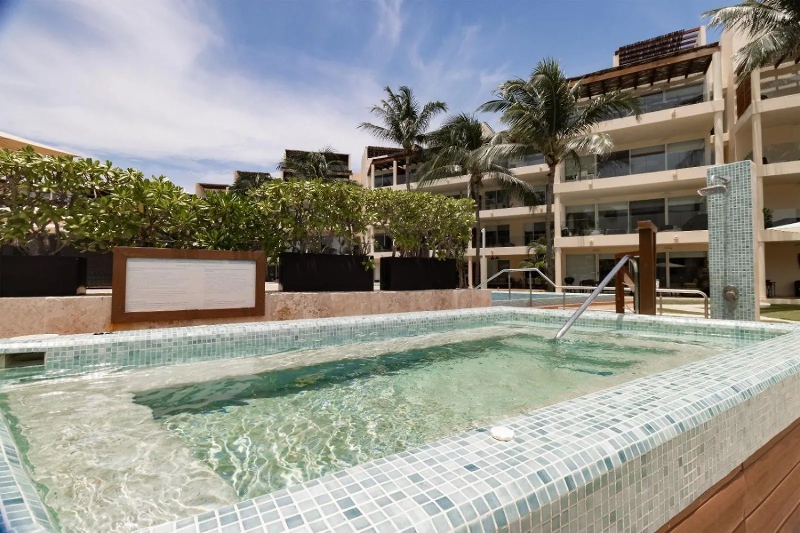 Elements 124 - No Ota Condo Playa del Carmen